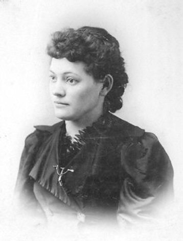 [Louvinia Bobbit Lewis